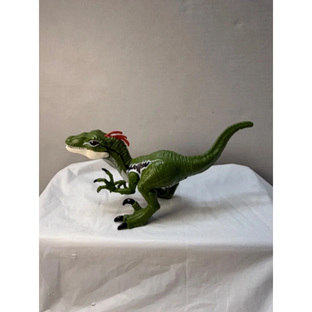 Mattel Jurassic World Velociraptor Green Dinosaur Action Figure Red Crest 8in